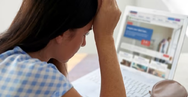 Female Bank Manager Steals Millions From One Account and Resigns in Pakistan